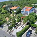 Lägenhet Cvrk Family House Novi Vinodolski