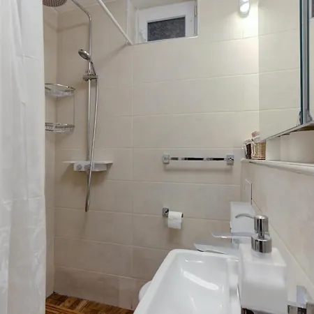 Cvrk Family House Apartment *