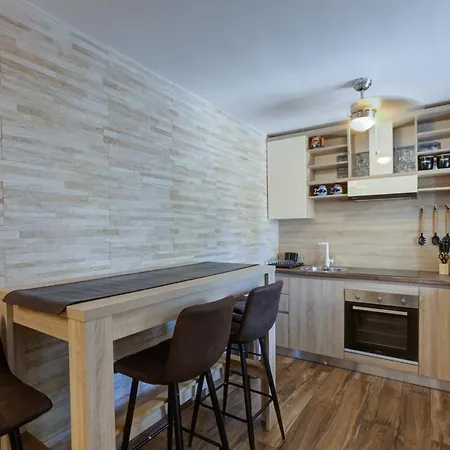 Apartment Cvrk Family House *