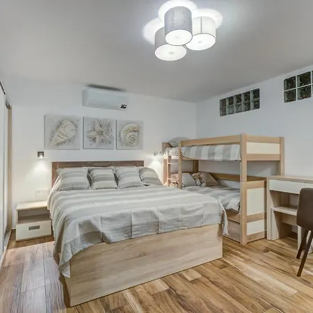 Cvrk Family House Apartment