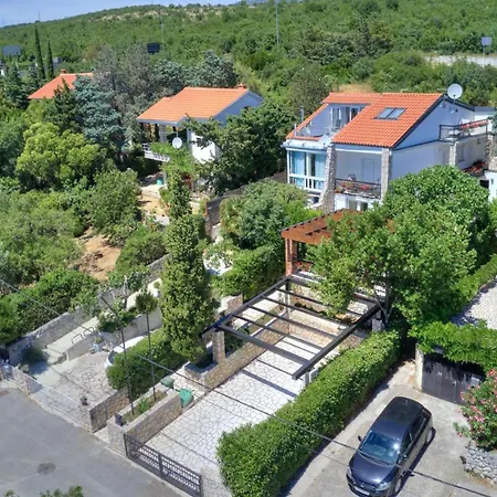 Apartment Cvrk Family House Novi Vinodolski